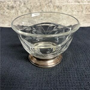 Sterling Silver Base Nut Snack Dish Etched Glass Floral Design Serving Bowl